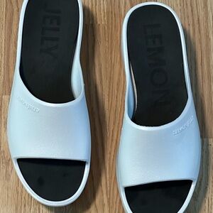 Lemon Jelly Fiorella White Platform Slides - Size 41 (10.5-11) -Made for Comfort